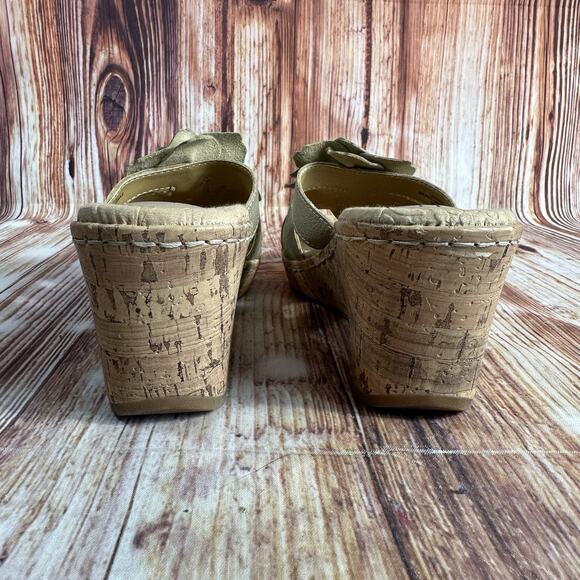 BOC Born Concept Size 7 Bronze Leather Flower Cork Wedge Sandals Open Toe Shoes - Picture 4 of 11